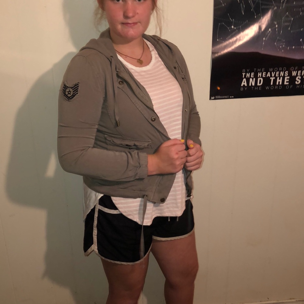 Light weight jacket